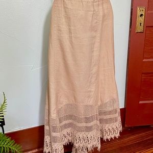 ELEGANT LINEN SKIRT  BEAUTIFUL CROCHET LACE TRIM CHICO’S M/L 2/10/12 NWOT
